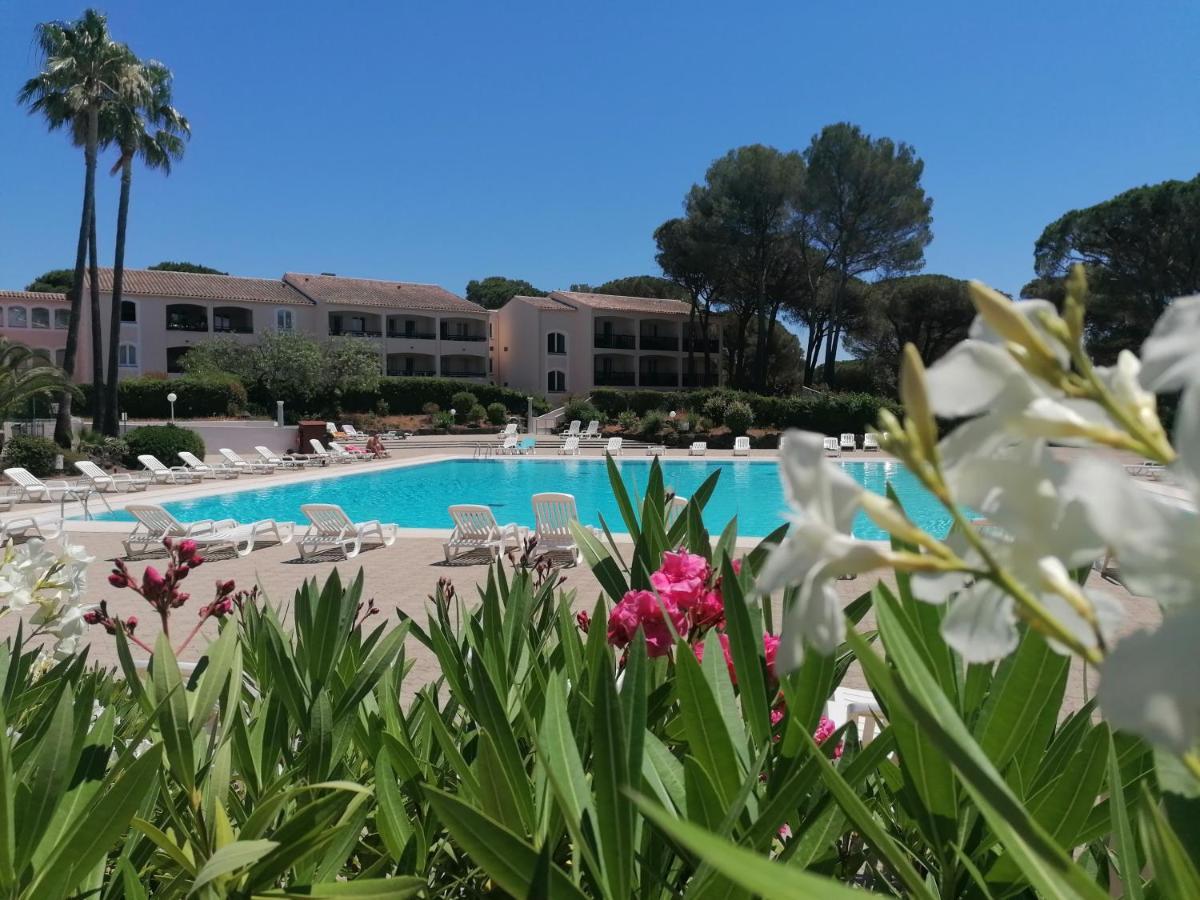 Apartment Golfs De Valescure 9 *